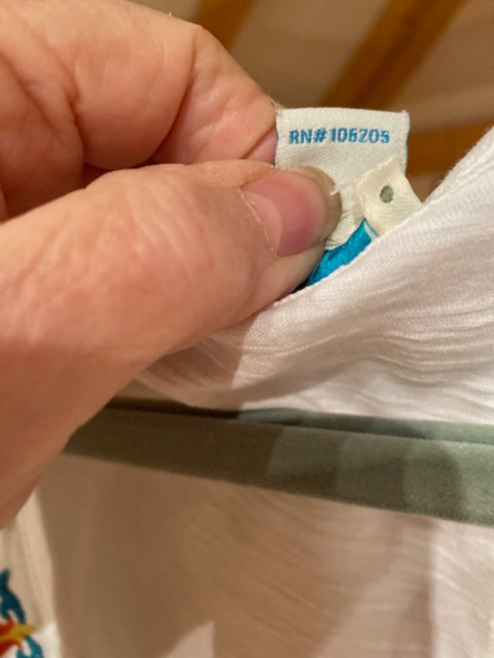 Sundance White Short Sleeve Boho Embroidered top beautiful colors sz L Excellent - Picture 5 of 9